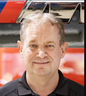 Staff member Dave Rolain from ID_9aa347