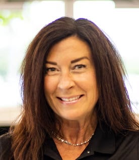 Staff member Roxanne Peplow from ID_9377d7