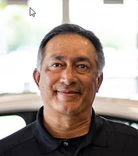 Staff member Vijay Zaveri from ID_9377d7