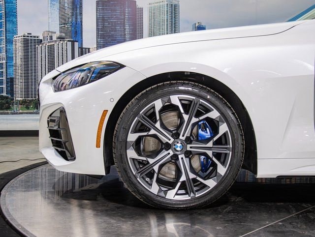 2026 BMW 4 Series 430i - Photo 7