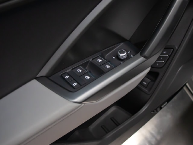 2022 Audi Q3 S Line Premium Plus - Photo 14