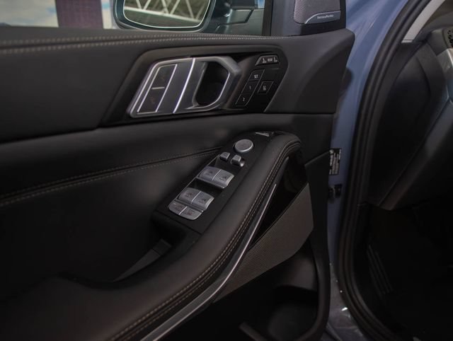 2026 BMW X7 40i - Photo 13