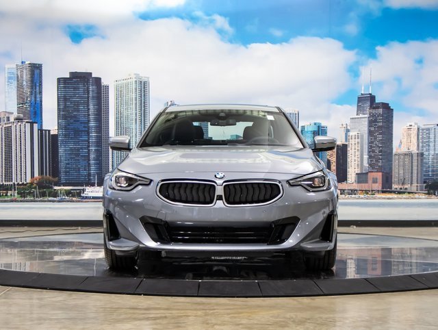 2025 Bmw 230i xDrive Coupe photo 3