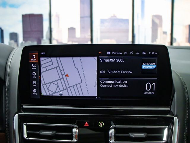 2026 BMW 8 Series 840i - Photo 17