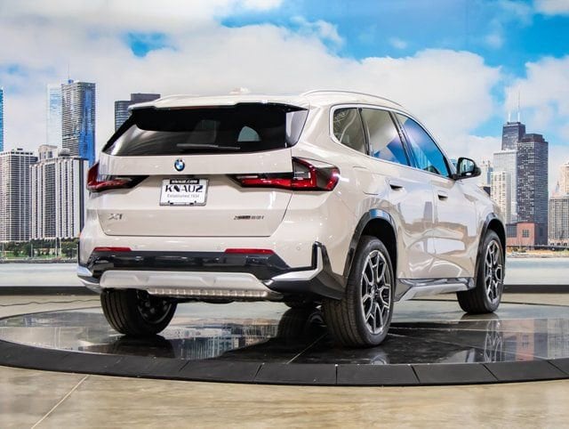 2026 BMW X1 28i - Photo 8