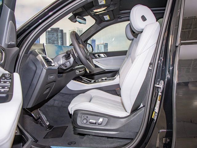 2026 BMW X5 50e - Photo 20