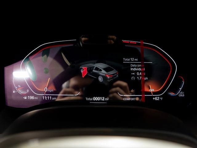 2026 BMW 8 Series 840i - Photo 17