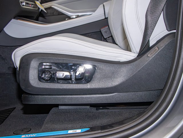 2026 BMW X5 40i - Photo 14