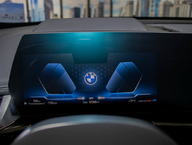 2026 BMW X1 28i - Photo 17