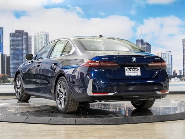 2026 BMW 5 Series 530i - Photo 9