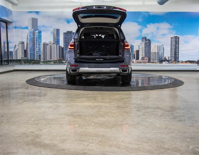2026 BMW X7 40i - Photo 10