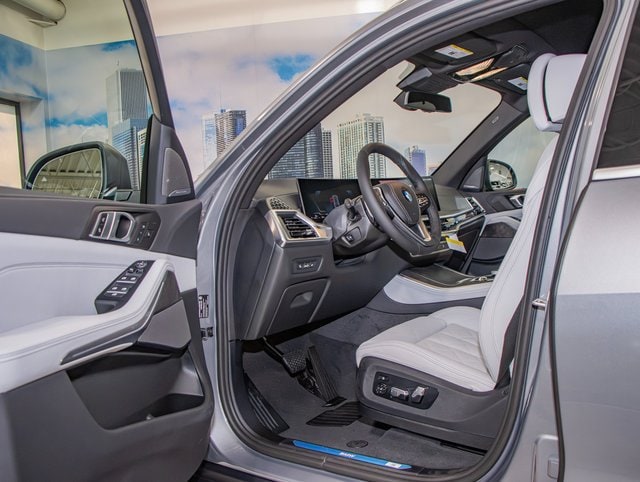 2026 BMW X5 40i - Photo 12