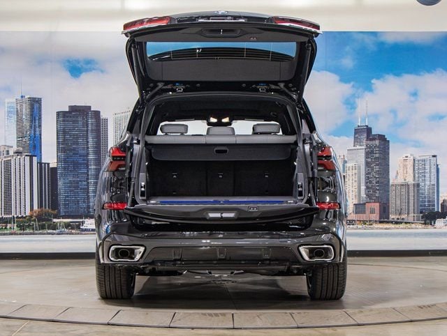 2026 BMW X5 50e - Photo 12