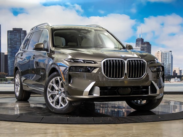 2026 BMW X7 40i's photo