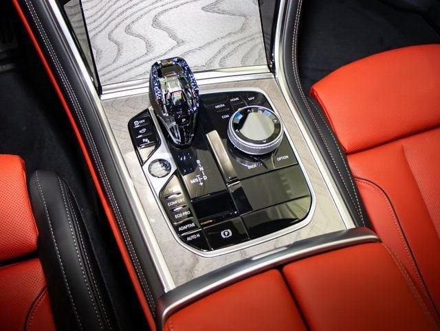 2026 BMW 8 Series 840i - Photo 19