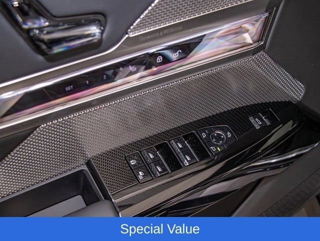 2025 BMW 7 Series 760i - Photo 14
