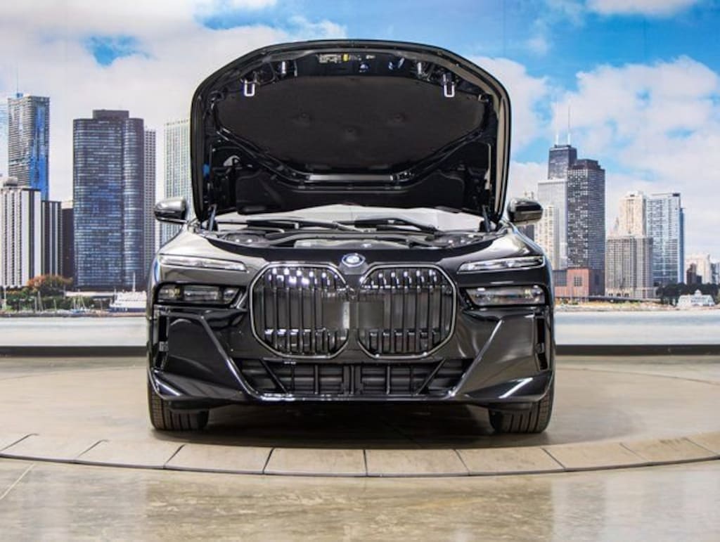 Used 2025 BMW 750e xDrive Sedan