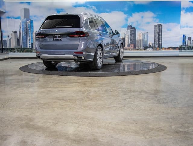 2026 BMW X7 40i - Photo 7