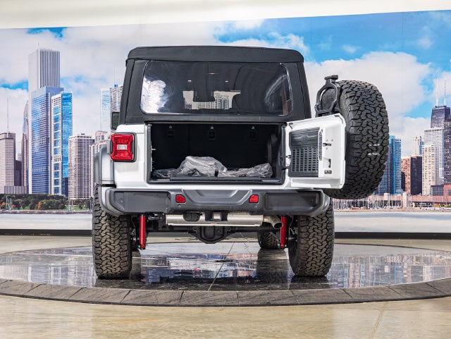 2024 Jeep Wrangler 4-Door Willys - Photo 12