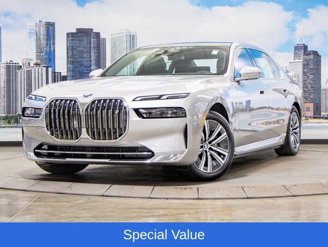 Used 2025 BMW i7 60 with VIN WBY53EJ08SCU89935 for sale in Lake Bluff, IL