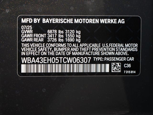 2026 BMW 7 Series 750e - Photo 22