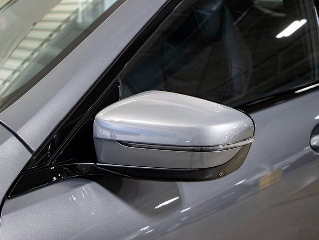 2025 BMW 8 Series 840i - Photo 10