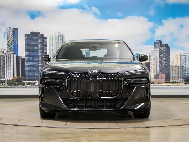 2025 Bmw 760i xDrive photo 2