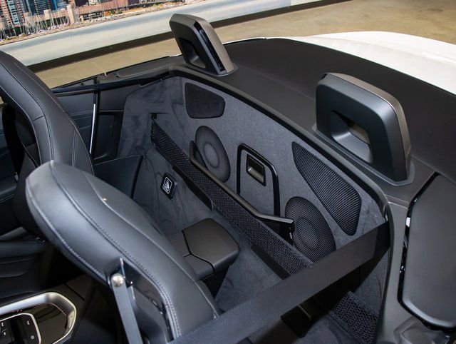 2026 BMW Z4 M40i - Photo 24