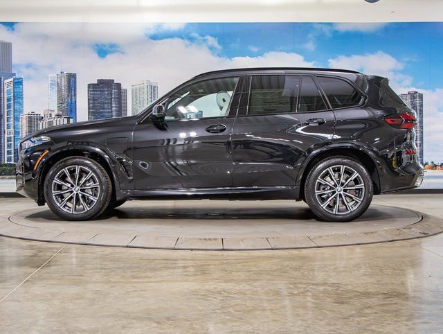 2026 BMW X5 50e - Photo 6