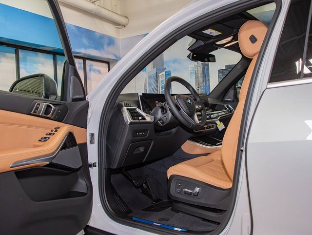 2026 BMW X5 40i - Photo 13