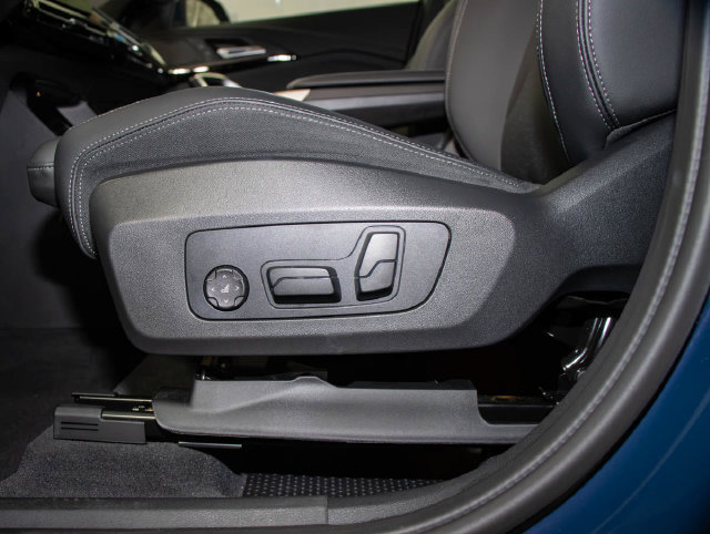 2026 BMW X1 28i - Photo 15