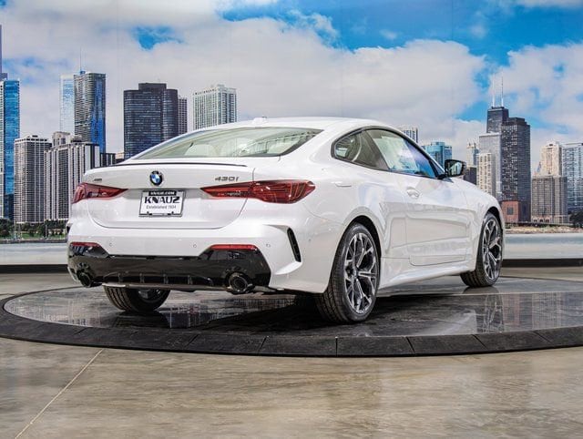 2026 BMW 4 Series 430i - Photo 8