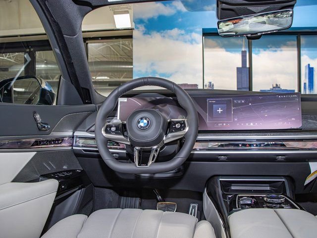 2026 BMW 7 Series 740i - Photo 16
