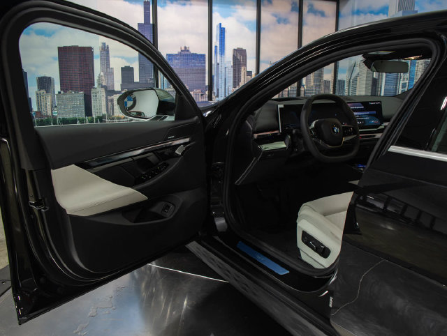 2027 BMW 5 Series 530i - Photo 13