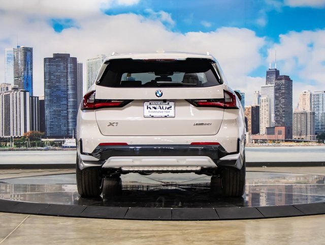 2026 BMW X1 28i - Photo 11