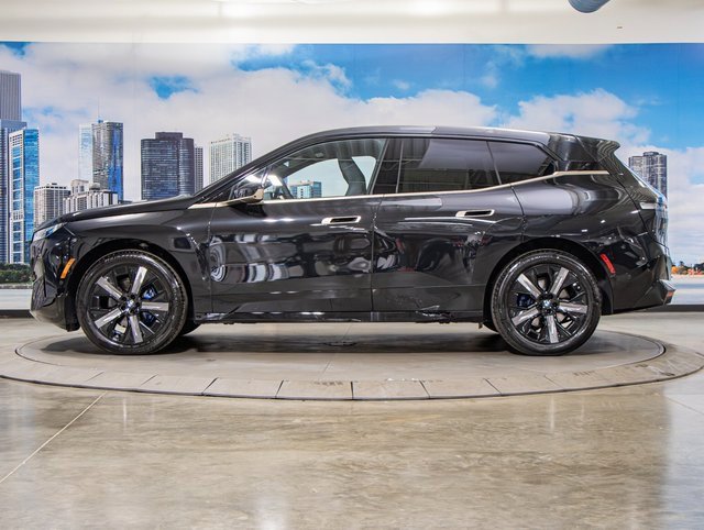 2025 Bmw iX photo 4