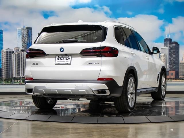 2026 BMW X5 50e - Photo 8