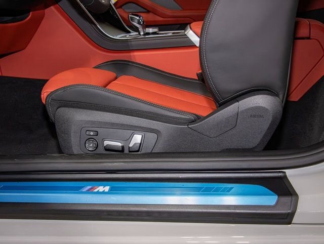 2026 BMW 8 Series 840i - Photo 15