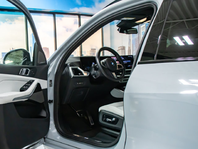 2026 BMW X5 40i - Photo 13