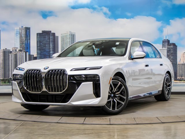 Used 2025 BMW 7 Series 740i with VIN WBA33EH04SCU70973 for sale in Lake Bluff, IL