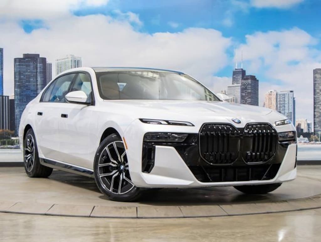 Used 2025 BMW 740i xDrive Sedan