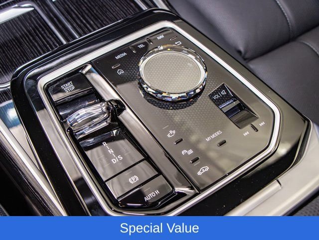 2025 BMW 7 Series 760i - Photo 19