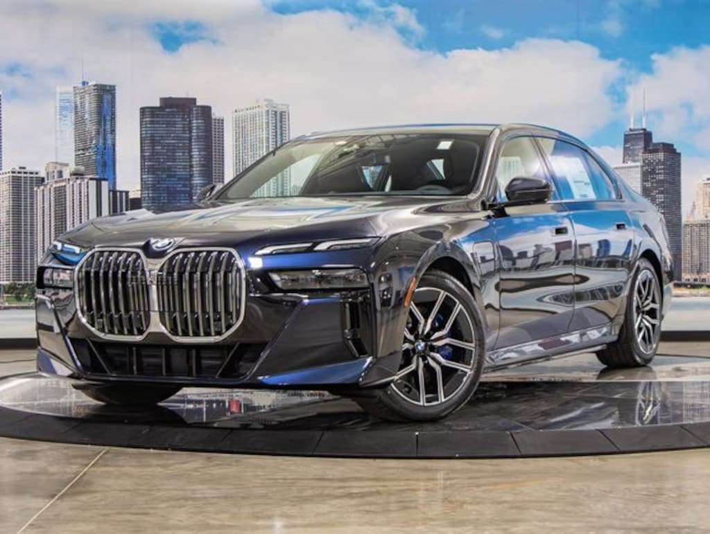 New 2026 BMW 750e xDrive Sedan