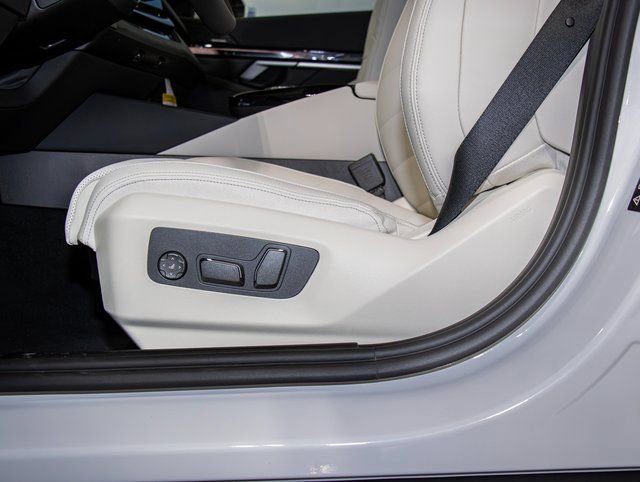 2026 BMW 5 Series 530i - Photo 15