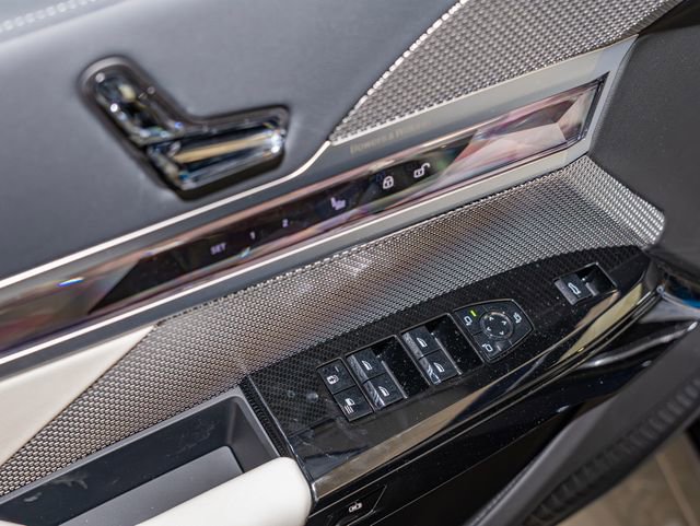 2026 BMW 7 Series 740i - Photo 14