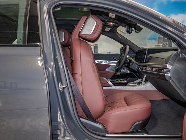 2026 BMW 7 Series 760i - Photo 21
