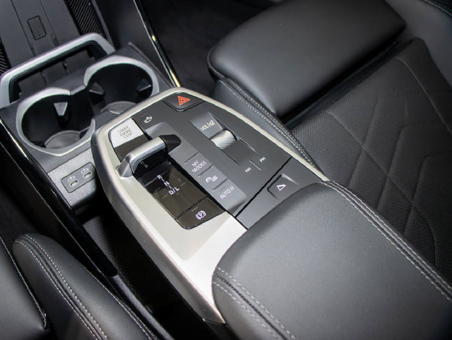 2026 BMW X1 28i - Photo 19