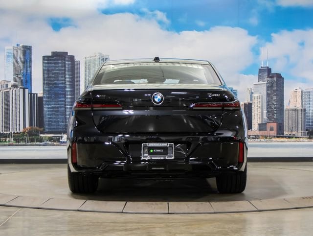 2026 BMW 7 Series 740i - Photo 11