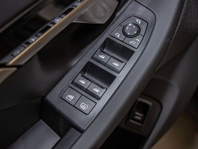 2025 BMW 5 Series 530i - Photo 15