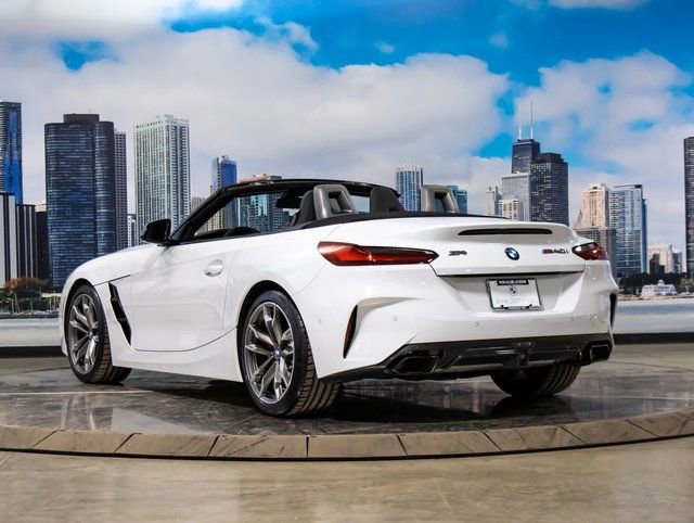 2026 BMW Z4 M40i - Photo 11